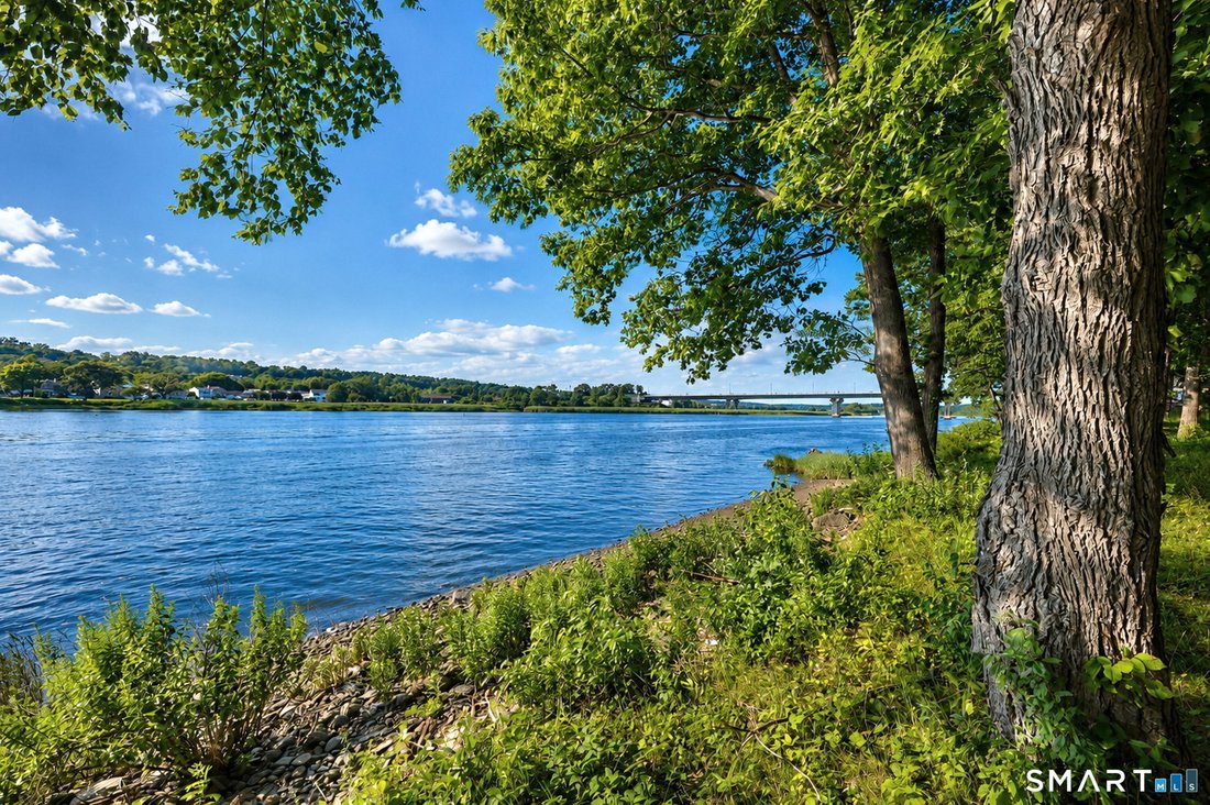 Condo in Milford, Connecticut, United States 4 - 18530906