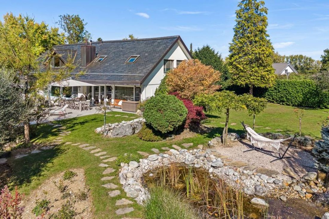 Andere in Crans-près-Céligny, Waadt, Schweiz 5 - 18530958