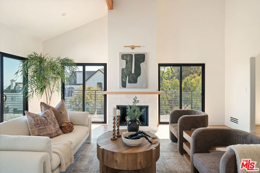 House in Los Angeles, California, United States 3 - 18530887