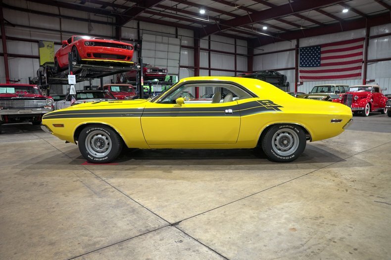 Coupe in Grand Rapids, United States 4 - 18530938
