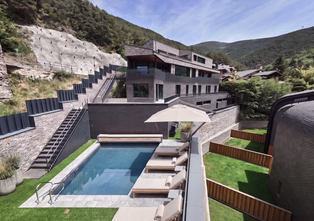 Chalet in L'Aldosa de la Massana, Canillo, Andorra 1 - 18530701