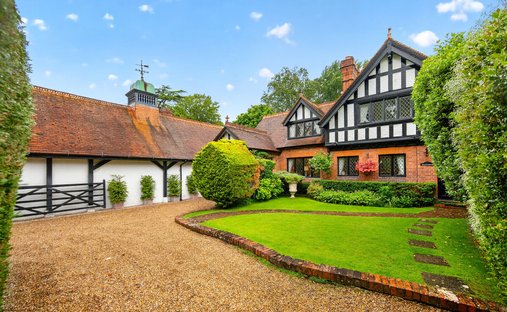 House in Hurley Bottom, Bisham, England 1