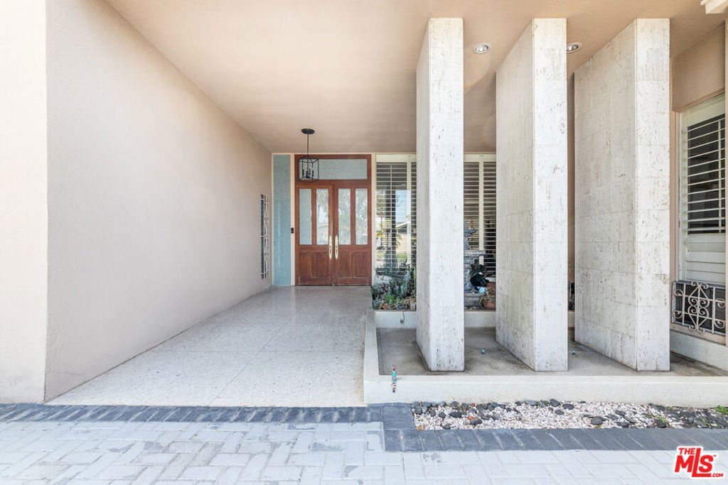 House in Los Angeles, California, United States 5 - 18530889