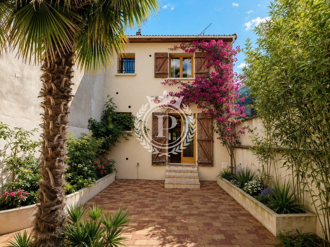 House in Centre-Sadi Carnot, Bagnolet, France 1 - 18530804