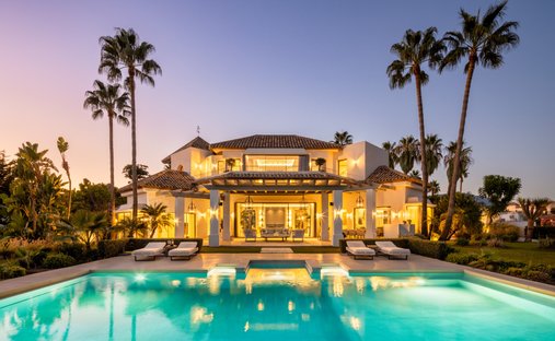 Villa in La Quinta, Benahavis, Andalusia 1
