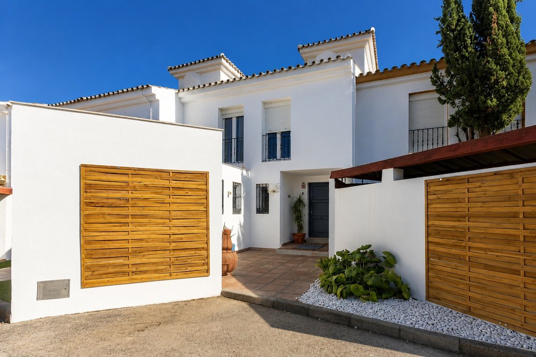 Townhouse in Guadiaro, San Roque, Andalusia 5 - 18520484