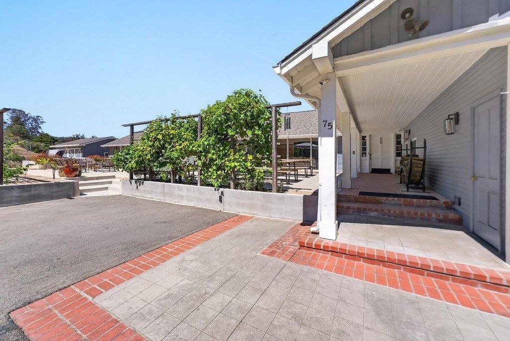 House in Watsonville, California, United States 3 - 18530921