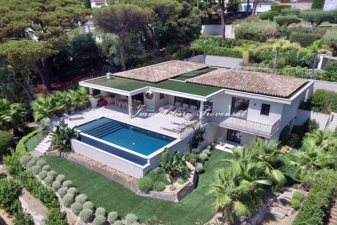 Villa in Ville-Les Saquedes-Le Bouillonnet, Sainte-Maxime, France 3 - 15330912