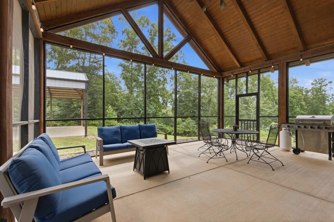 House in Hohenwald, Tennessee, United States 4 - 18530610