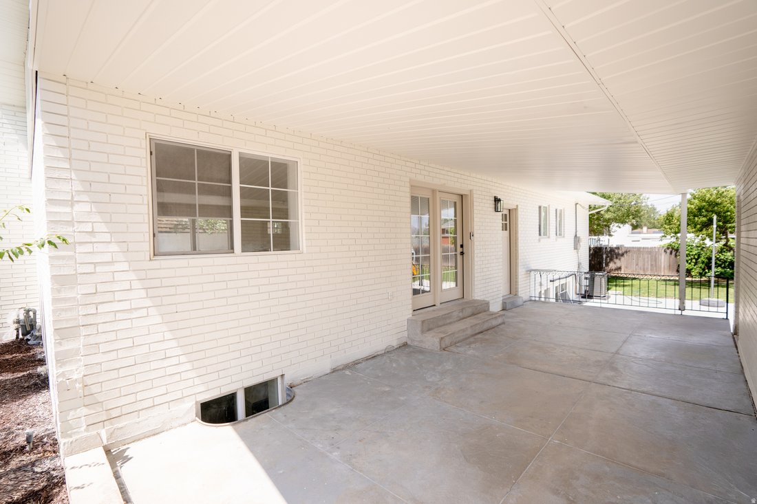 House in Murray, Utah, United States 2 - 18530875