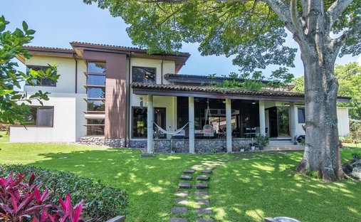 House in Turrúcares District, Alajuela Province, Costa Rica 1