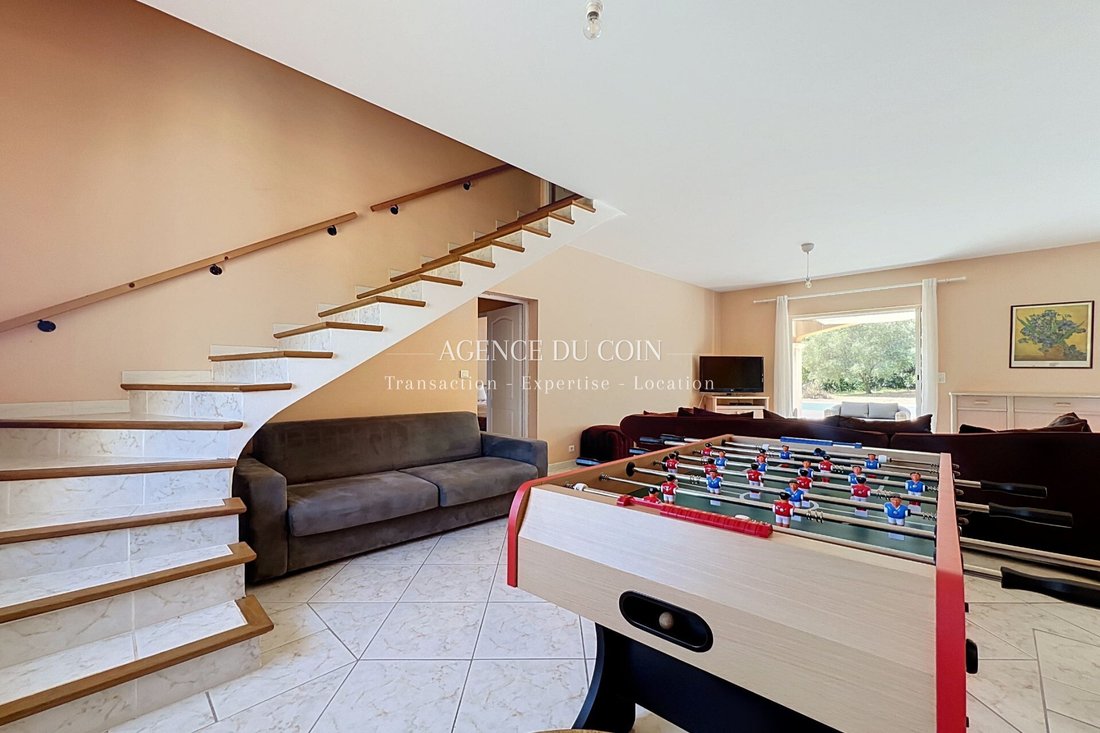 Villa in Partie Nord-Ferrieres-Cadenades-Rouviere, Le Muy, France 5 - 18531007