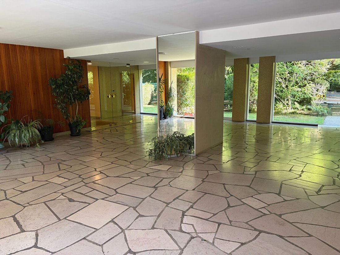 Apartment in Forêt, Saint-Germain-en-Laye, France 3 - 18530778