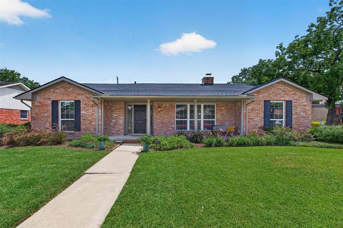 House in Houston, Texas, United States 2 - 18530624