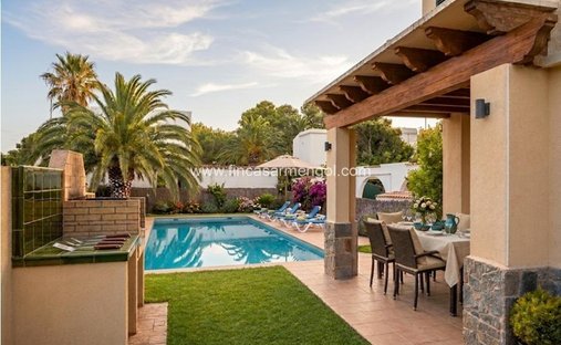Chalet in Ciutadella de Menorca, Balearic Islands, Spain 1