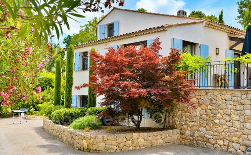 Villa in Valbonne, Provence-Alpes-Côte d'Azur, France 1