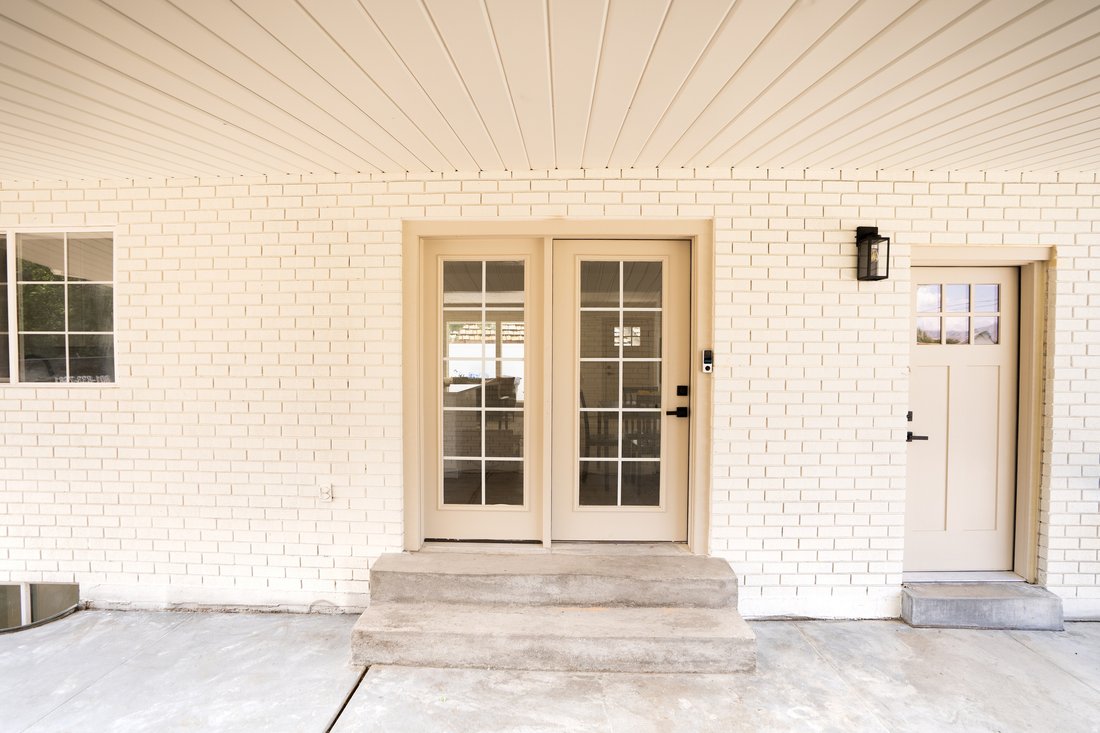 House in Murray, Utah, United States 3 - 18530875