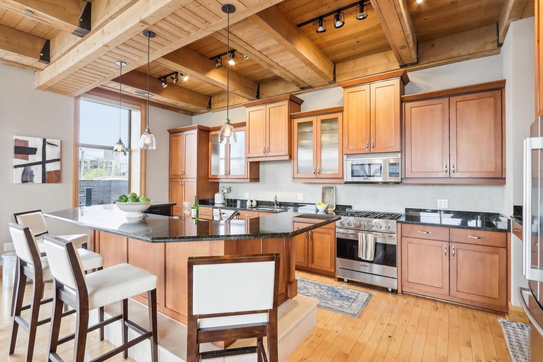 Condo in Milwaukee, Wisconsin, United States 5 - 17787152