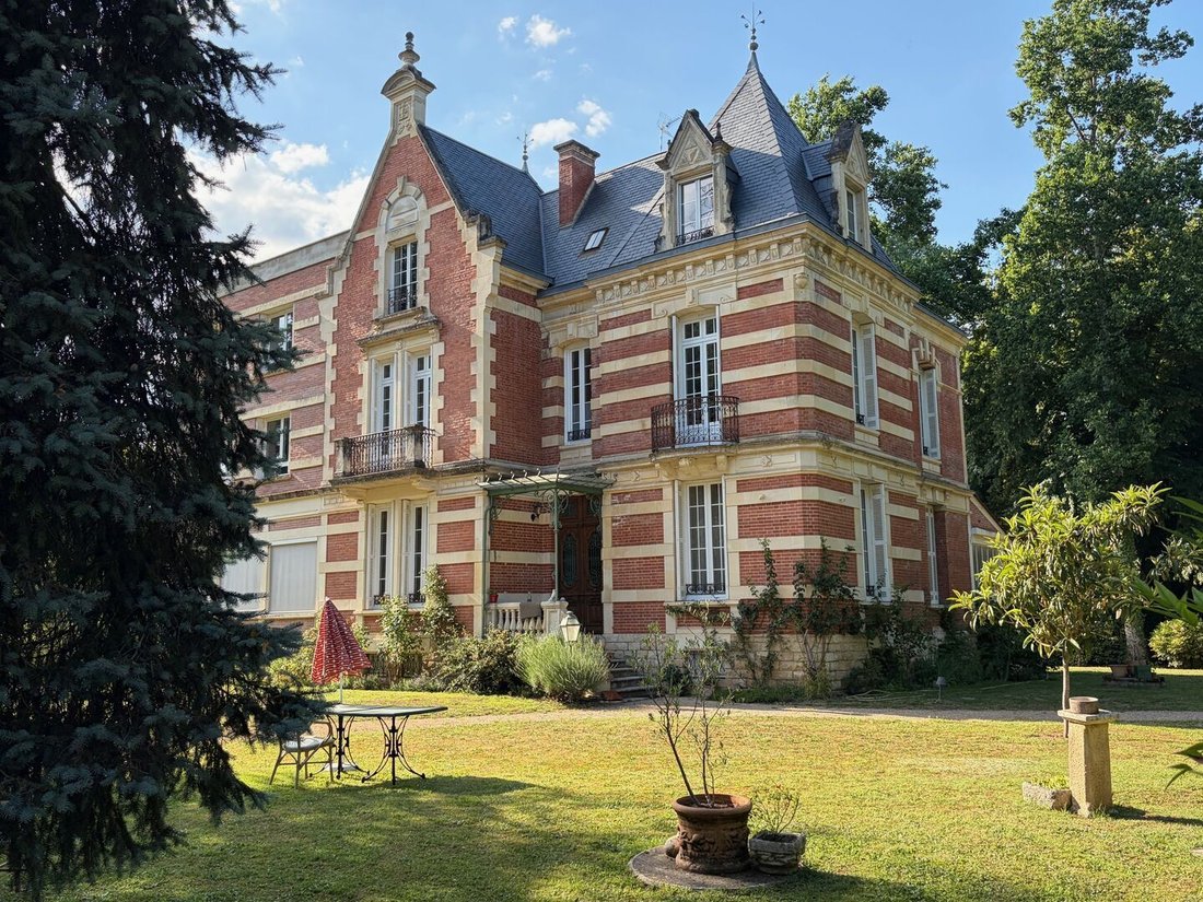 Villa in Souillac, Occitania, France 2 - 17373489