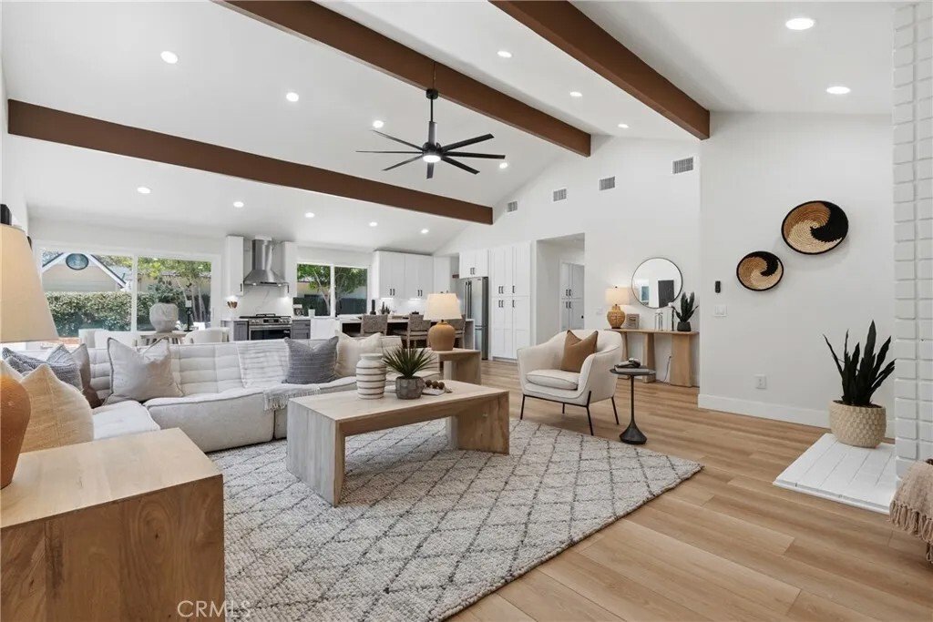 House in Los Alamitos, California, United States 1 - 18530818