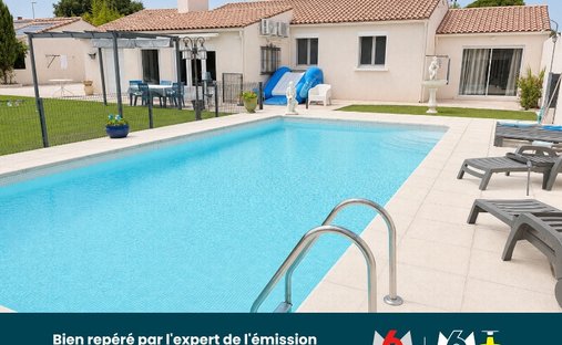 House in Crottes-Courbdonne-Carabins-Plaine Ronde, Fos-sur-Mer, France 1