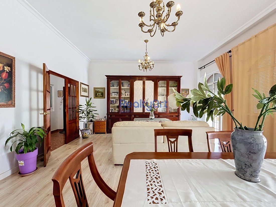 Apartment in Casco Antiguo, Seville, Spain 2 - 18434006
