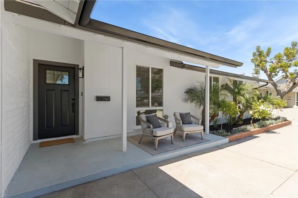House in Los Alamitos, California, United States 4 - 18530818