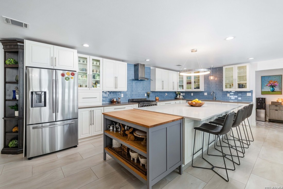 House in San Antonio, Texas, United States 5 - 18530558