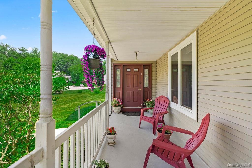 House in Airmont, New York, United States 5 - 18530867