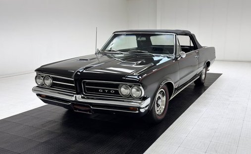 62 212 Miles/Correct 389ci V8/Added Tri-Power/Muncie M20 Manual/10 Bolt 3.55's in Morgantown, United States 1