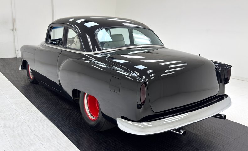 Sedan in Morgantown, United States 3 - 18530908