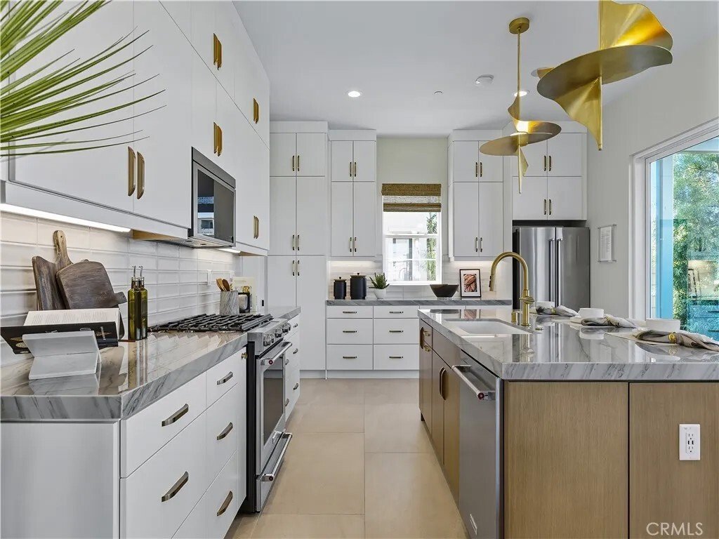 Condo in Montebello, California, United States 4 - 18530766