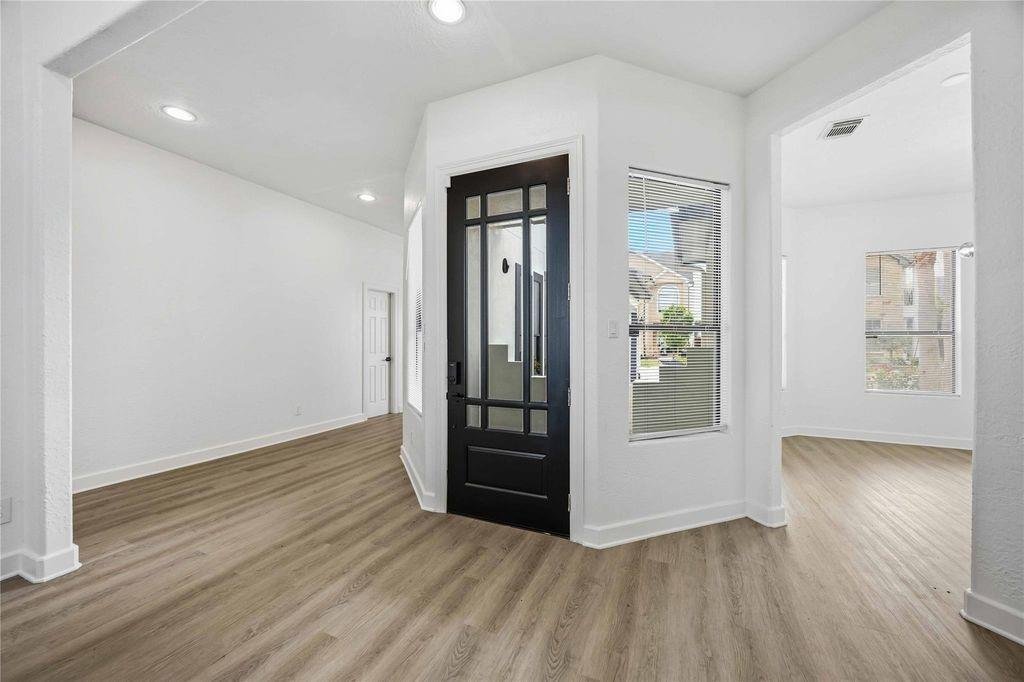 House in Houston, Texas, United States 4 - 18530640