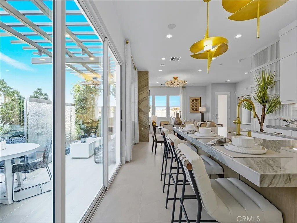 Condo in Montebello, California, United States 1 - 18530766