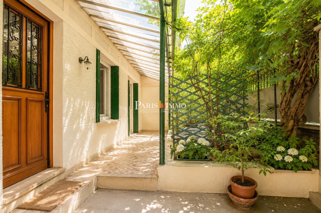 House in Clignancourt-Jules Joffrin, Paris 18e Arrondissement, Paris 1 - 18530803