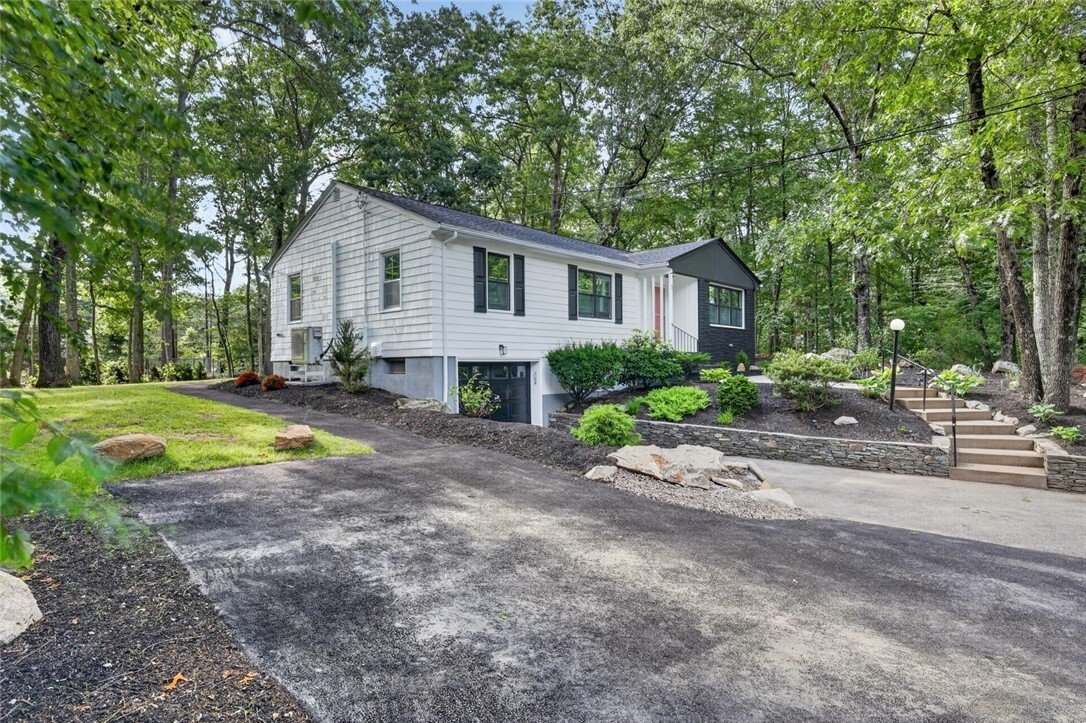 House in Lincoln, Rhode Island, United States 2 - 18530661