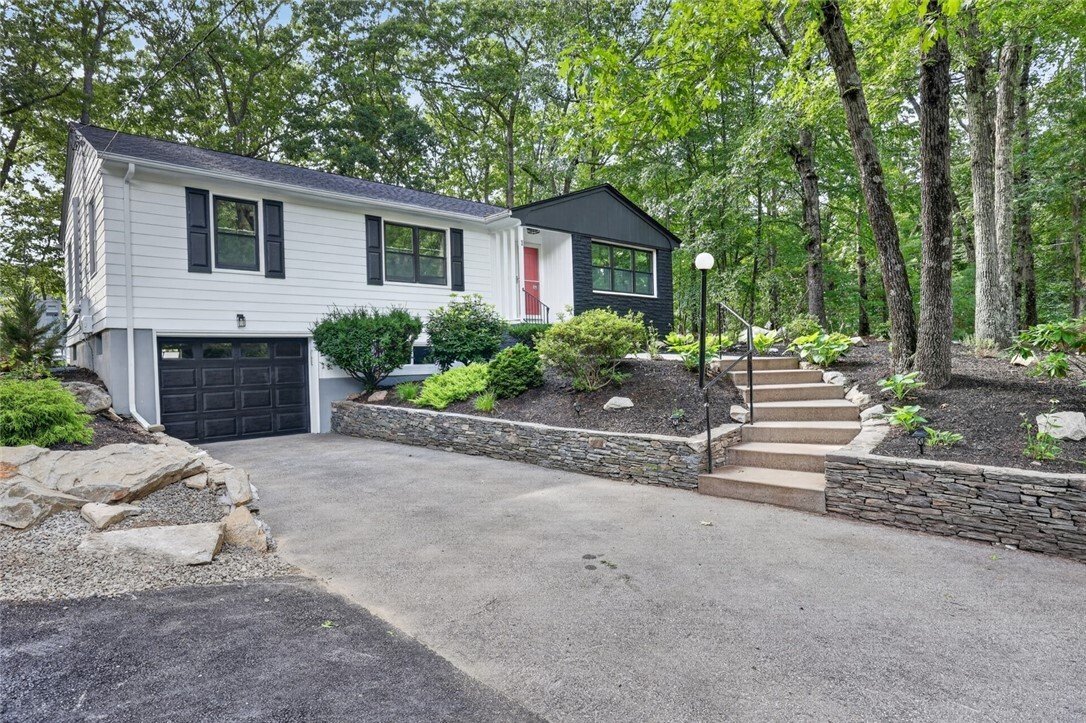 House in Lincoln, Rhode Island, United States 1 - 18530661