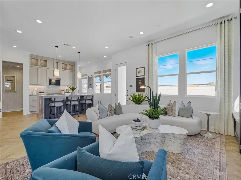 Condo in Montebello, California, United States 4 - 18530770