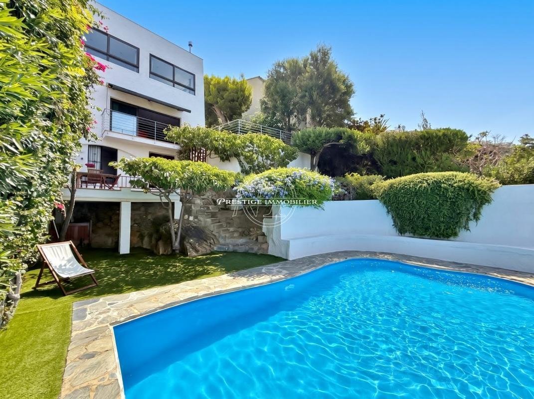 Villa in Roses, Catalonia, Spain 1 - 18530986