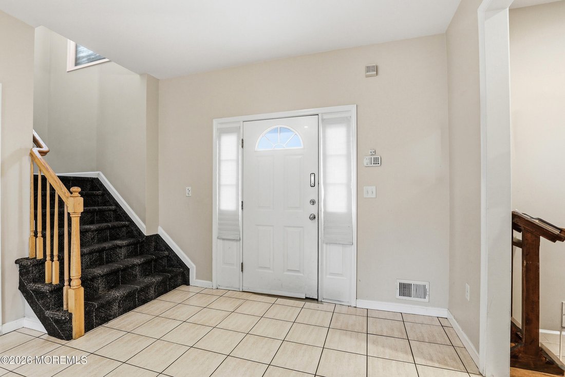 House in Lakewood Township, New Jersey, United States 5 - 18530653