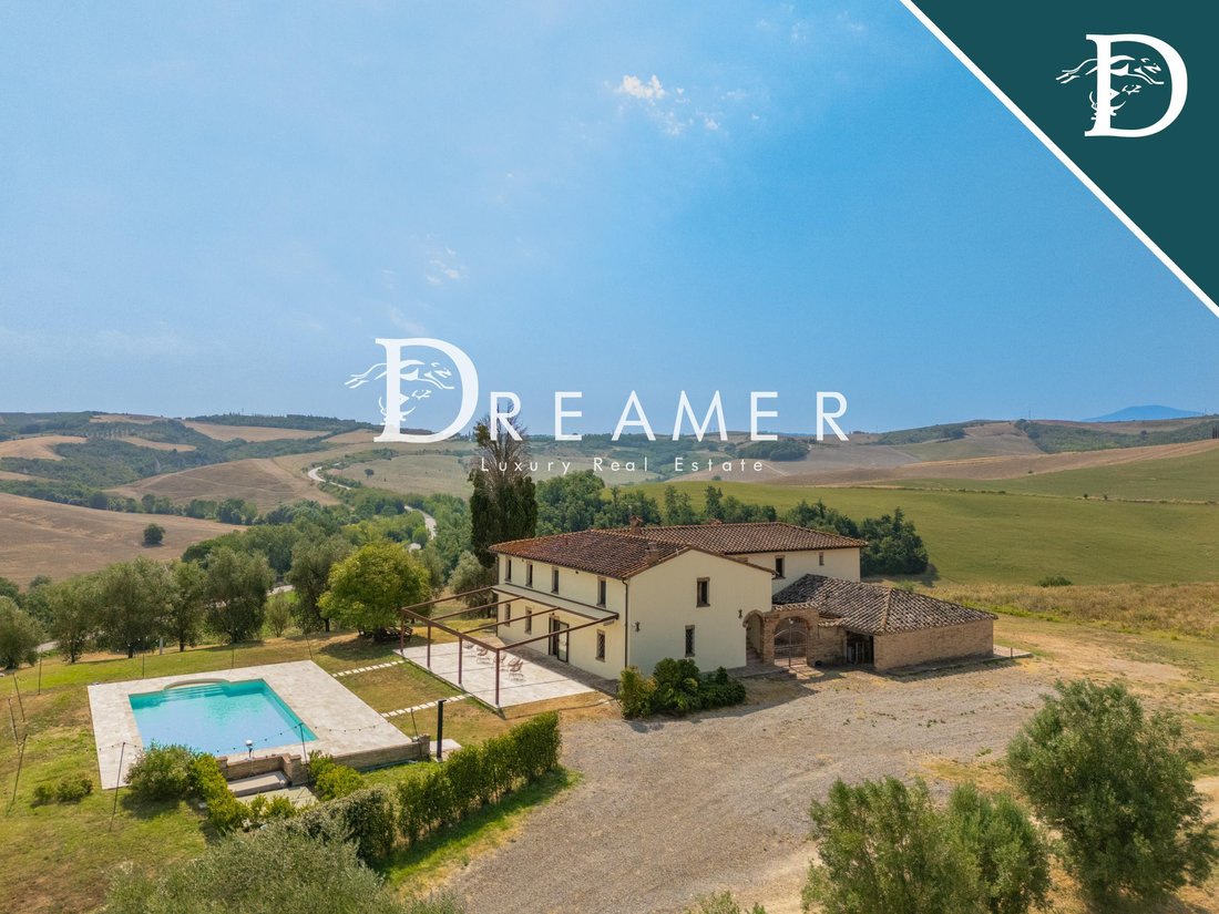 Farm Ranch in Montalcino, Tuscany, Italy 2 - 18506903