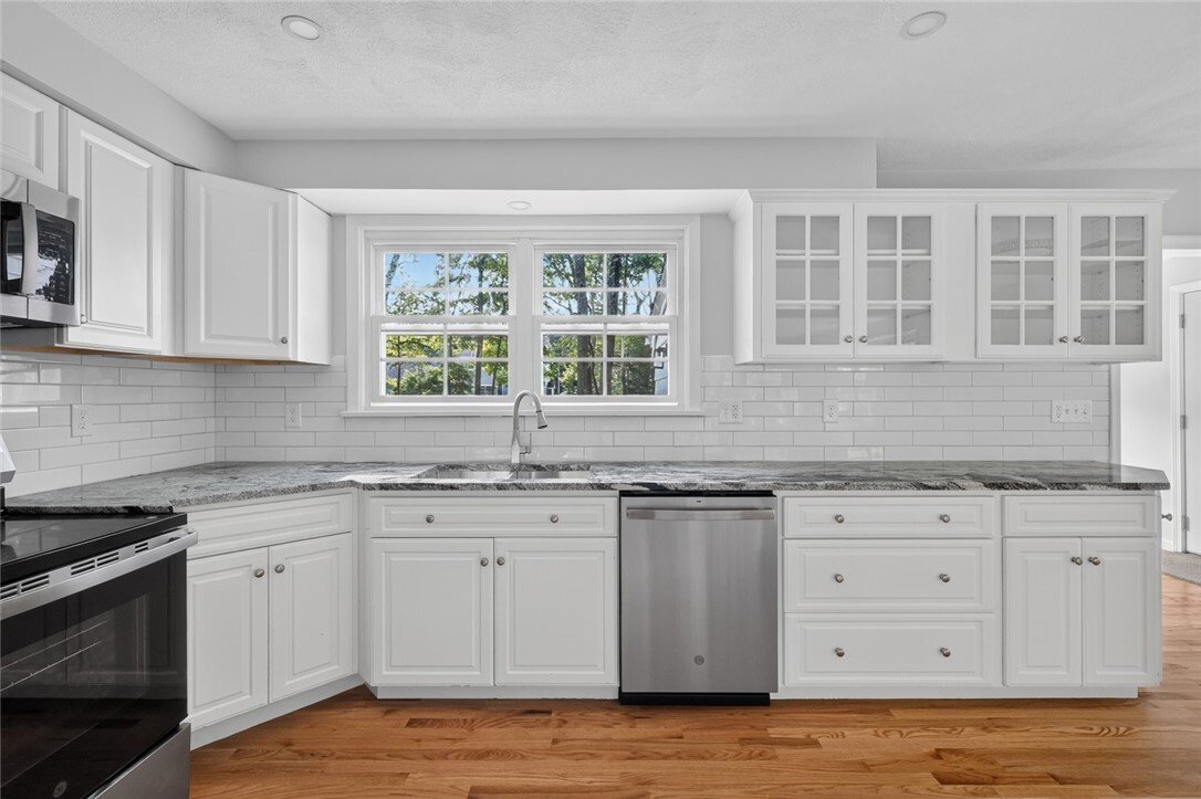 House in Lincoln, Rhode Island, United States 4 - 18530661