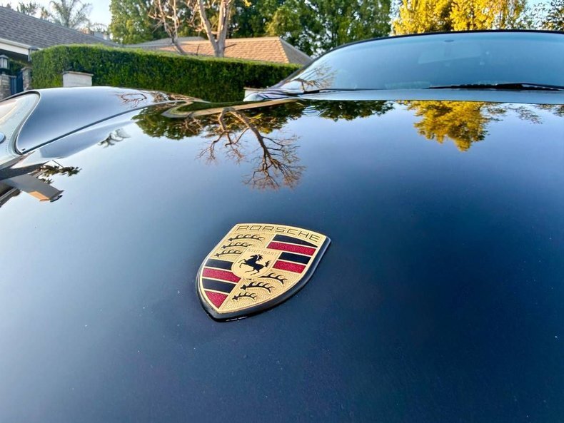 Coupe in Glendale, United States 3 - 18530931