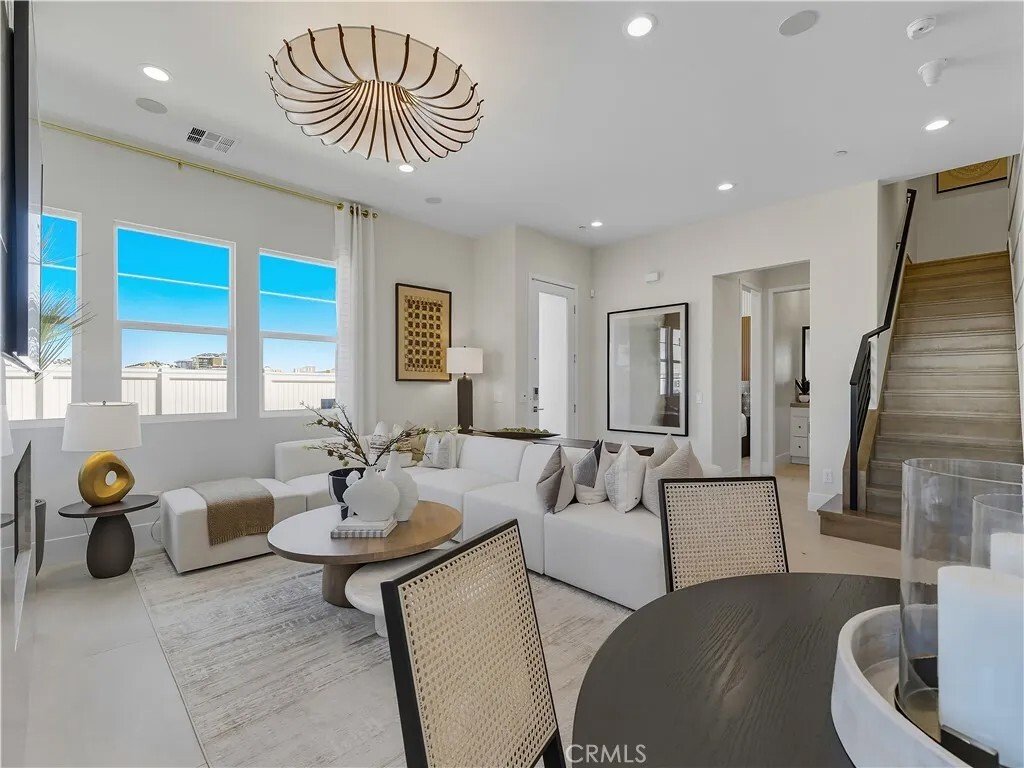 Condo in Montebello, California, United States 3 - 18530766