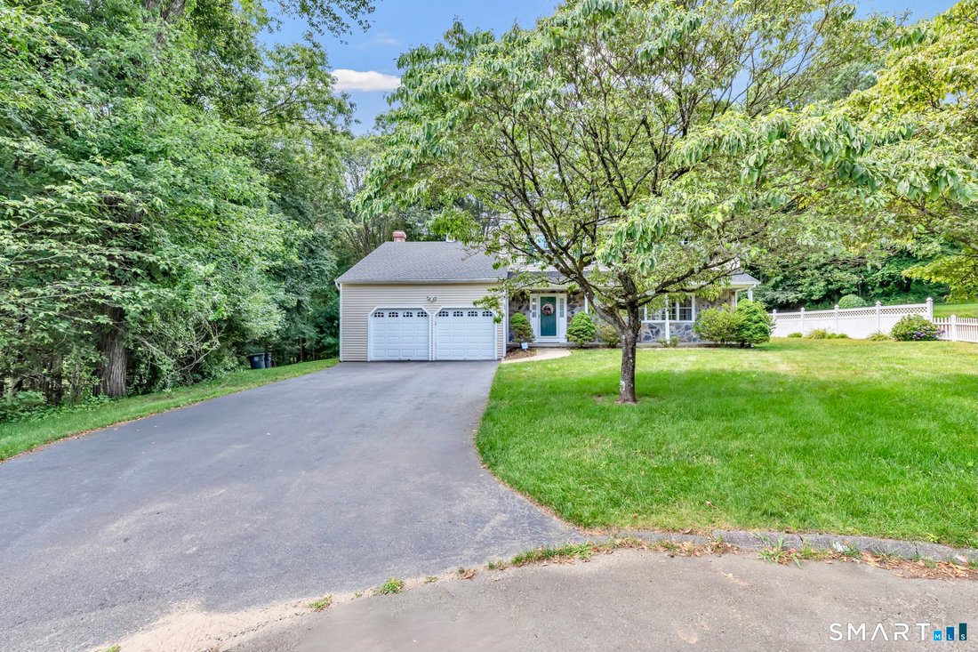 House in Milford, Connecticut, United States 2 - 18530542