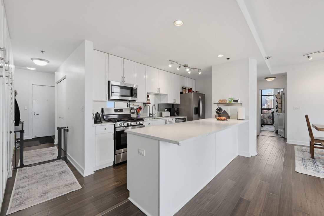 Condo in Chicago, Illinois, United States 4 - 18530705