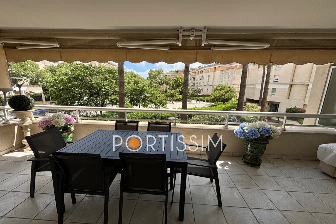 Appartement à Val de Cagne-Colline Route de Vence, Cagnes-sur-Mer, France 1 - 18530988