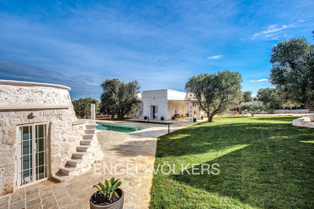 Villa in Ludovico Street - Corso Umberto I - Vittorio Emanuele Street, Ostuni, Apulia 1 - 18531197