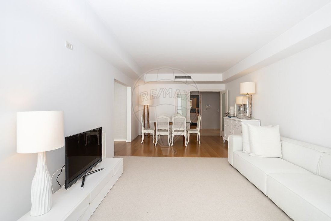 Apartment in Alges, Linda-a-Velha e Cruz Quebrada-Dafundo, Lisbon, Portugal 1 - 18531215