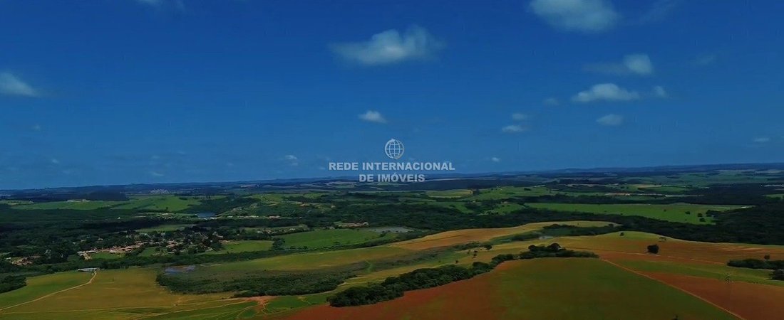 Corps de ferme à Araçoiaba da Serra, São Paulo, Brésil 4 - 18531371